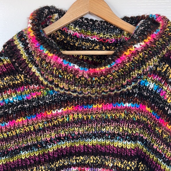 ANTHROPOLOGIE warm turtleneck SWEATER/PONCHO with 2 arm holes. It is a size M/L - Picture 5 of 8